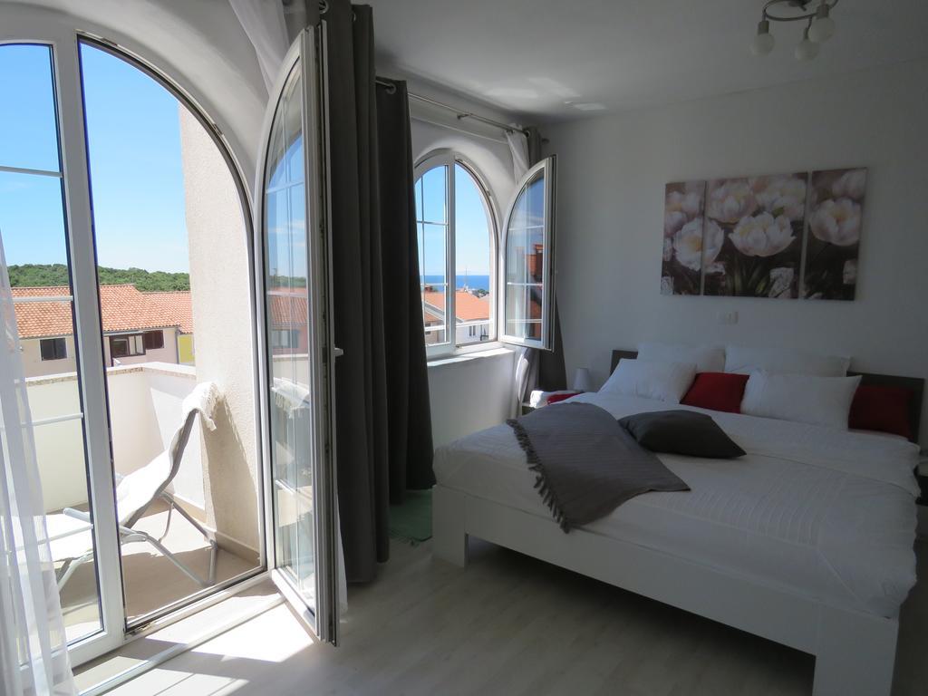 Apartments Villa Urbajs Врсар Экстерьер фото